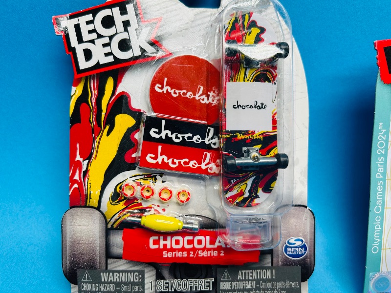 Photo 1 of 195803… 3 Tech Deck finger boards
