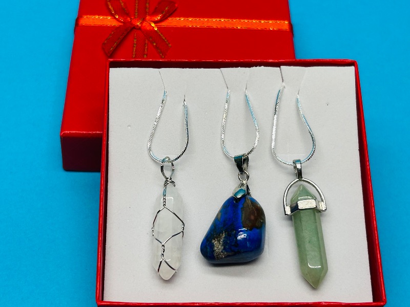 Photo 1 of 195823… 3 polished rock pendants on 20” chains in gift box