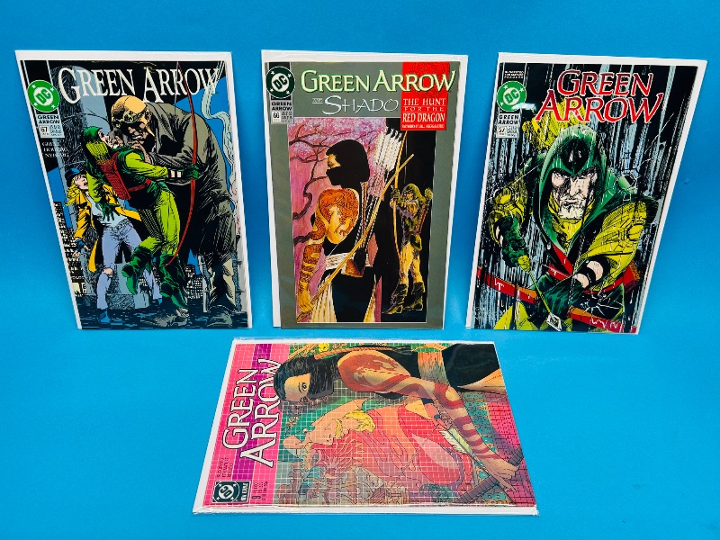 Photo 1 of 195839…4 green arrow comics in plastic sleeves