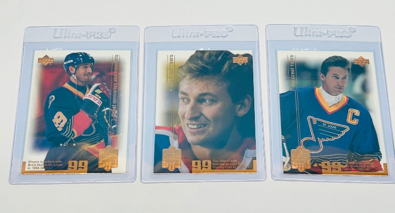 Photo 1 of 195846…3 Wayne Gretzky cards in hard plastic sleeves