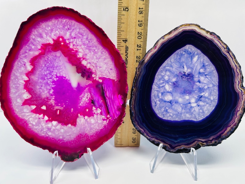 Photo 1 of 195863…2 agate slices with stands 4.5 and 5”