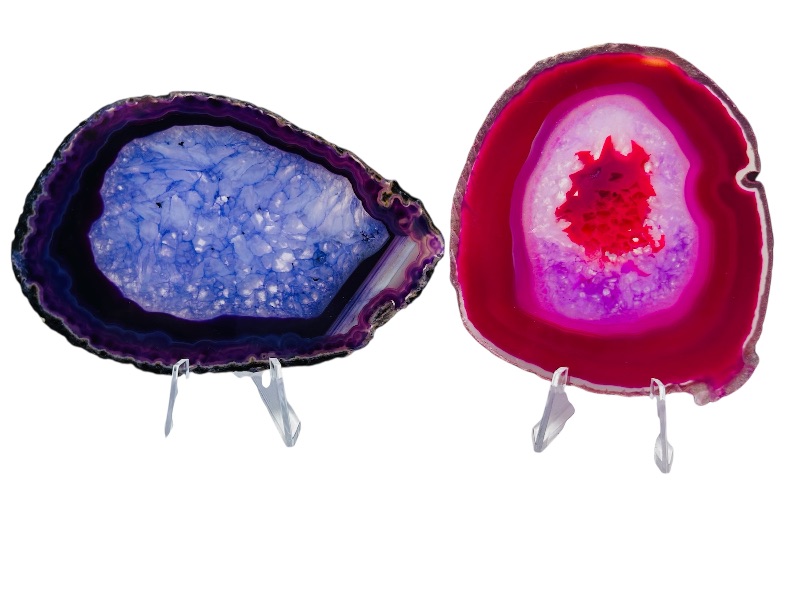 Photo 1 of 195865…2 agate slices 4 and 5” on stands