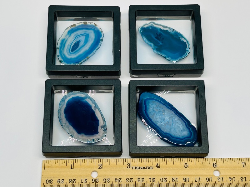 Photo 1 of 195870… 4 small agate slices in 2.5” displays 