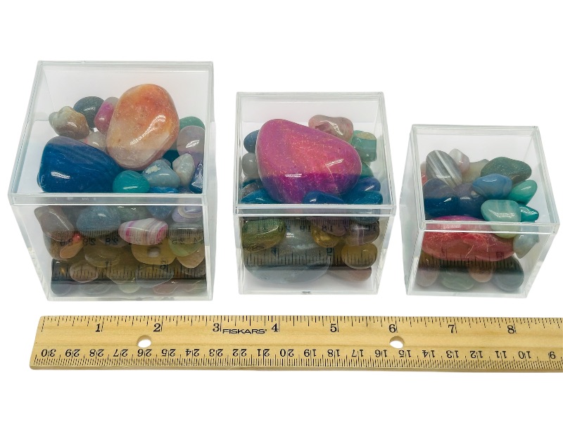 Photo 1 of 195871…3 small displays of polished rocks 2-3”