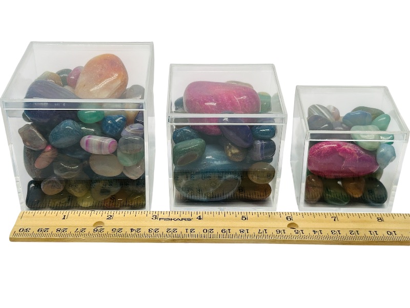 Photo 1 of 195871…3 small displays of polished rocks 2-3”