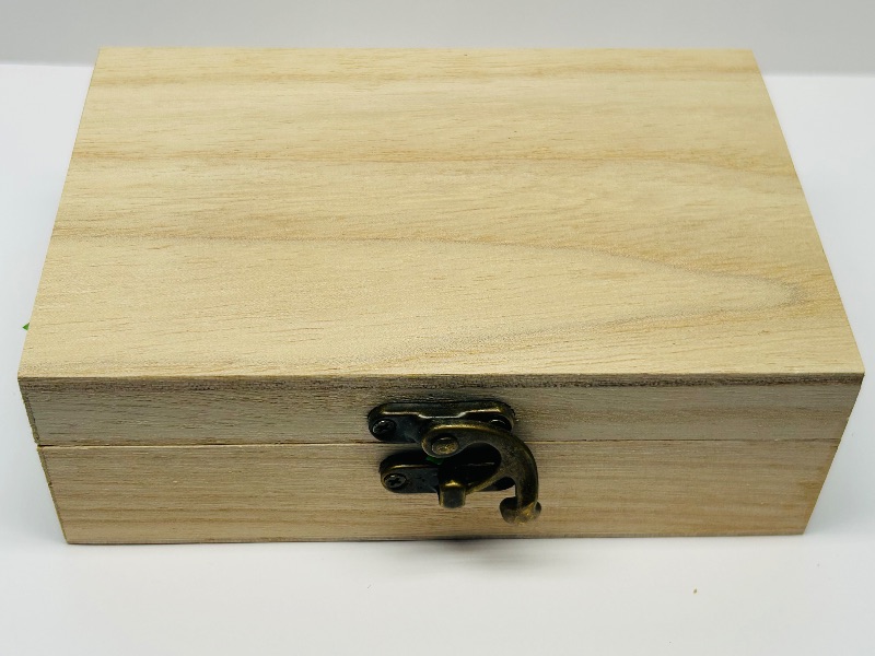 Photo 1 of 195877…crystal cluster in wooden display box