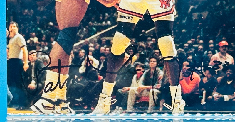 Photo 1 of 195926…autographed Patrick Ewing framed postcard 