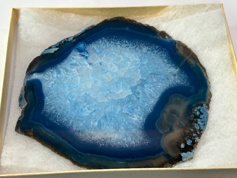 Photo 1 of 195989… 5 “ agate slice with stand in gift box