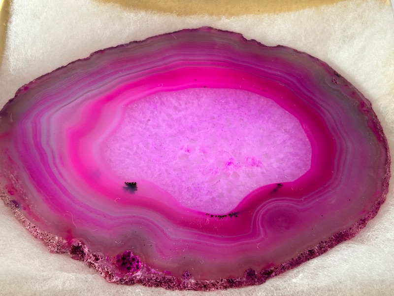 Photo 1 of 196003… 5.5” agate slice with stand in gift box