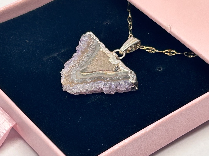 Photo 1 of 196015… amethyst stalactite pendant on adjustable 18-20” chain in gift box