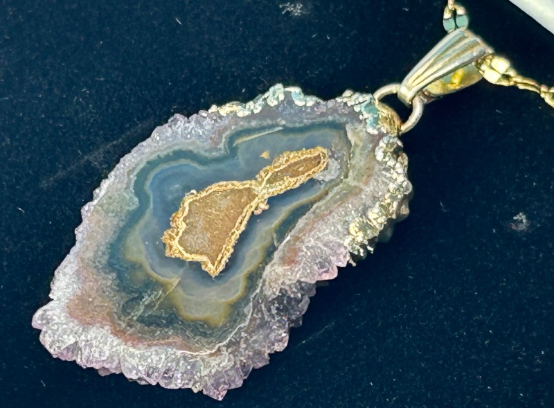 Photo 1 of 196018… amethyst stalactite pendant on adjustable 18-20” chain in gift box