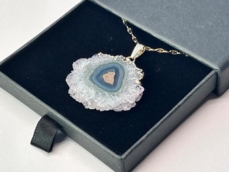 Photo 1 of 196019… amethyst stalactite pendant on adjustable 18-20” chain in gift box