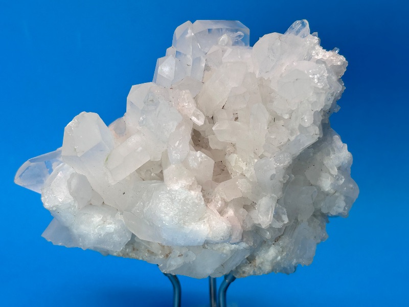 Photo 1 of 196038…5” crystal cluster on display stand