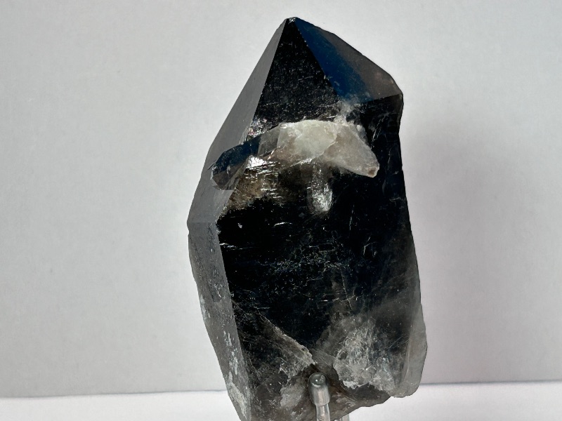 Photo 1 of 196040…3” y quartz crystal with display stand