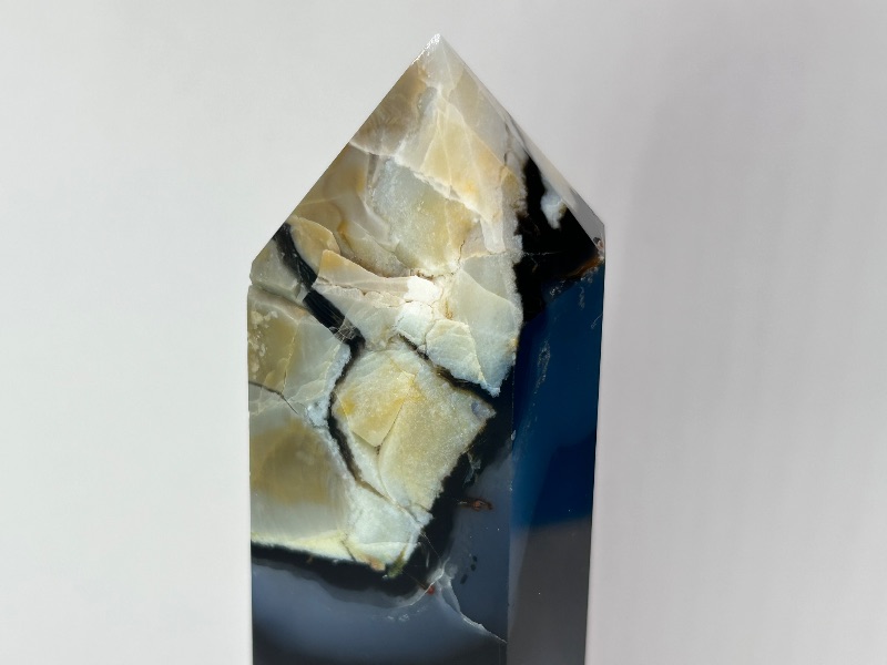 Photo 1 of 196056…5” agate base pillar