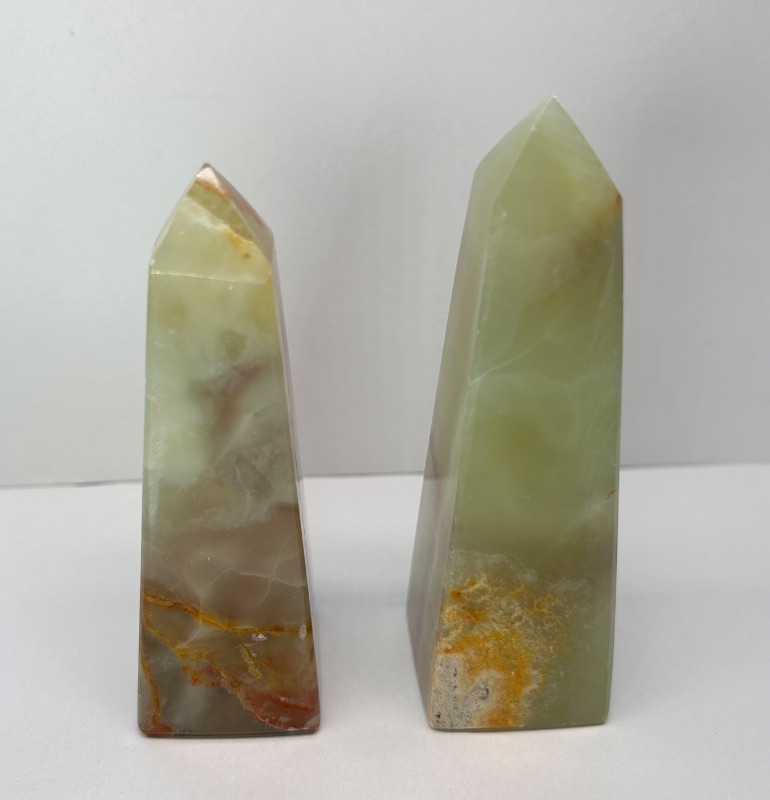 Photo 1 of 196082…4.5 and 5” onyx stone pillars 