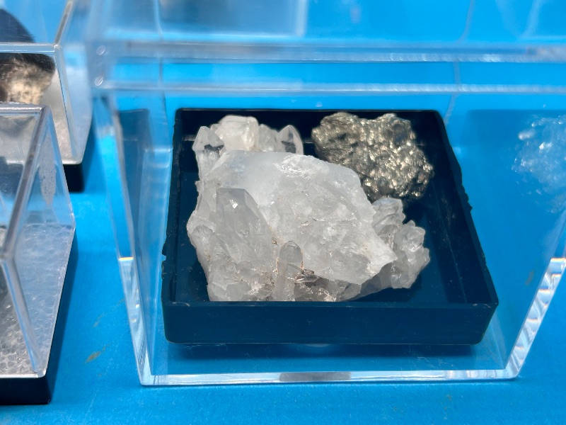 Photo 1 of 196106…rock collection in 1-3” acrylic display cases