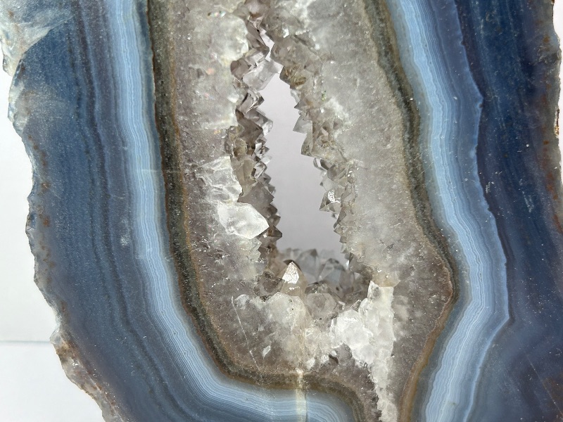 Photo 1 of 196109…8” agate base