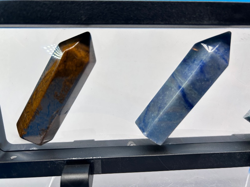 Photo 1 of 196117…3 rock pillars in 9” display 