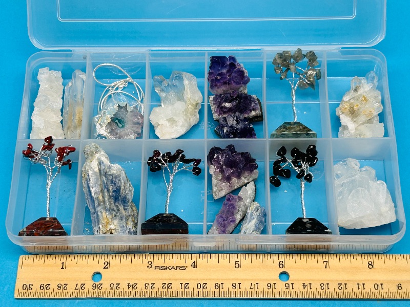 Photo 1 of 196194…rock collection in case