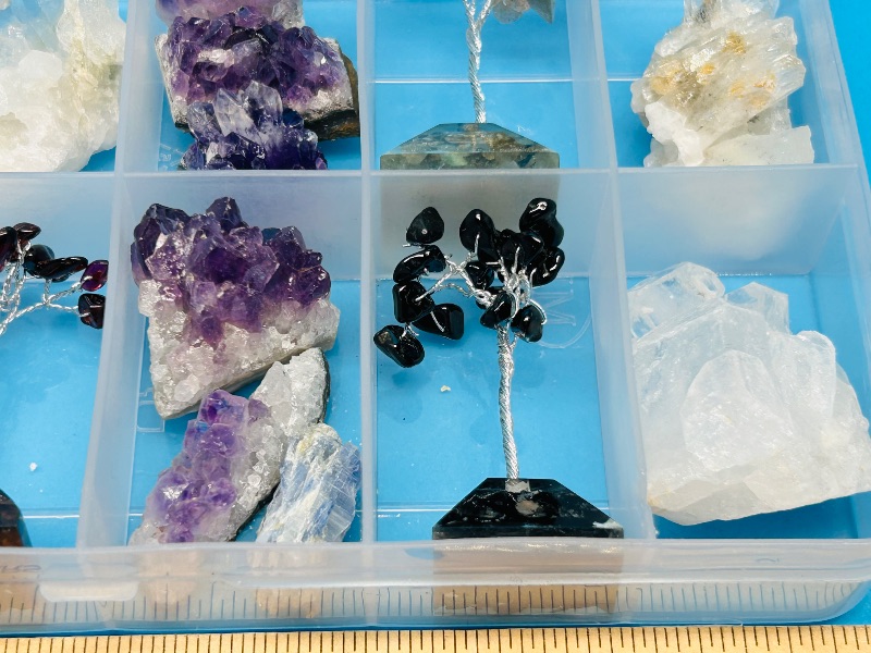 Photo 1 of 196194…rock collection in case