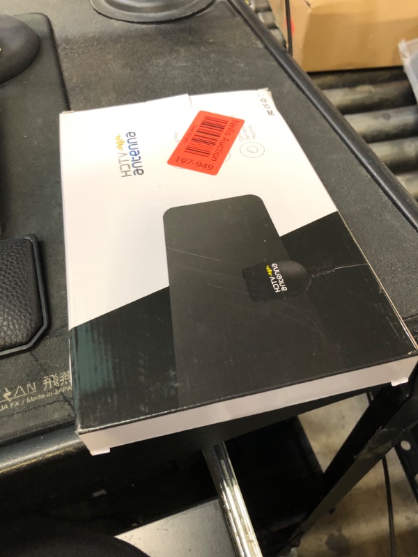 Photo 1 of TV Antenna, Indoor Digital TV Antenna Supports 4K1080 AZ