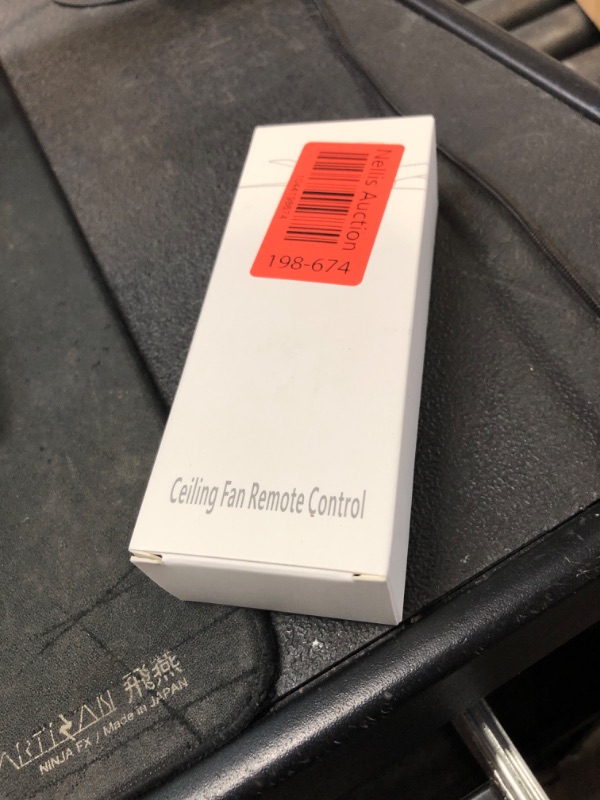 Photo 1 of Fan-HD Ceiling Fan Remote Control Replacement for Hampton Bay Hunter, w/ 3-Speed Light Dimmer 303.9MHz,Replace for UC7078T CHQ7078T CHQ8BT7078T L3H2014FANHD L3H2010FANHD HD5(Remote Only)