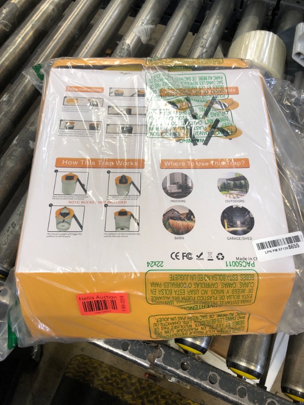 Photo 1 of Mouse Trap Bucket Lid, Mouse Traps Indoor for Home, 5 Gallon Bucket Mouse Rat Trap, Auto Reset Reusable Multi-Catch and Releases Humane Mouse Rat Mice Traps for Outdoor Chicken Coop Barn Garage 4pack