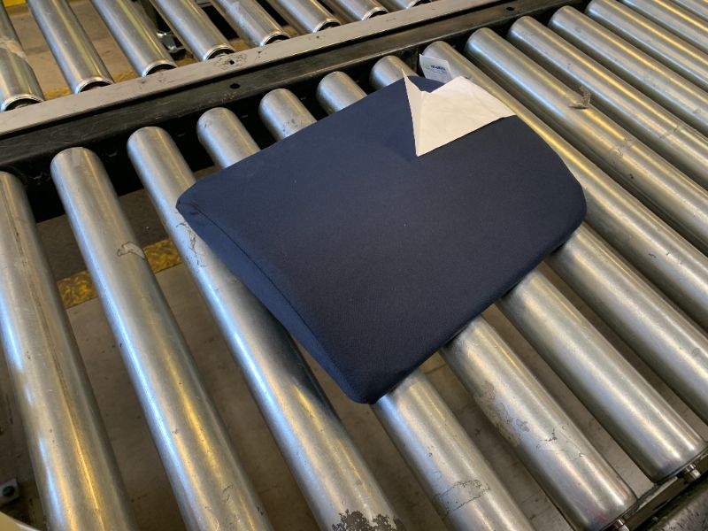 Photo 1 of tempurpedic pillow 