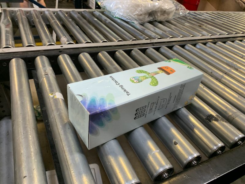 Photo 1 of Pbooo Dancing Talking Cactus Mimicking Toy,Talking Repeat Singing Sunny Cactus Toy 120 Pcs Songs for Baby 15S Record Your Sound Sing+Dancing+Recording+LED