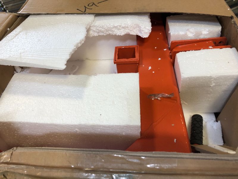 Photo 1 of YITAMOTOR 3 Point Quick Hitch, 3000 lbs 3-Pt Attachments with 2" Receiver Hitch Adaptation to Category 1 & 2 Tractor with 5 Level Adjustable Bolt
