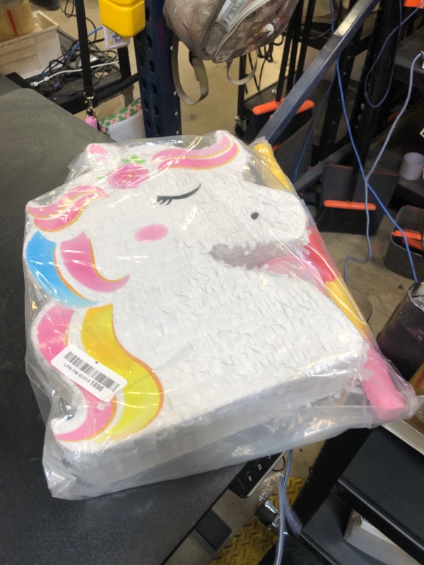 Photo 1 of WERNNSAI Unicorn Piñata - Unicorn Party Supplies Piñata Bundle with Blindfold and Bat for Girls Kids Rainbow Unicorn Theme Birthday Party Game Decorations (15.7" x 12.2" x 3.1")
