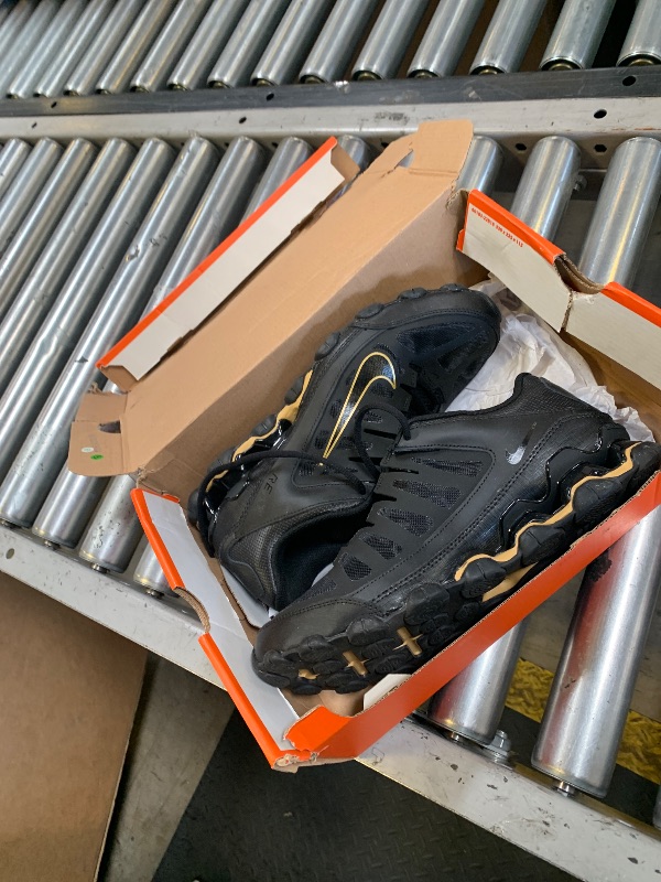 Photo 1 of Nike Men's Neck Low-Top Sneakers, Black Metallic Gold Black, 8