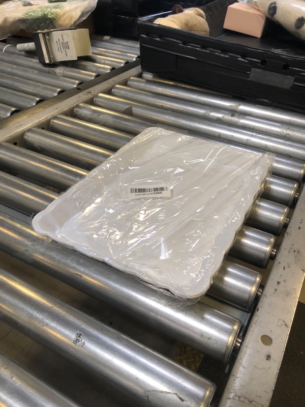 Photo 1 of Plasticpro Plastic Serving Trays - Serving Platters Rectangle 9X13 Disposable Party Dish 4 White