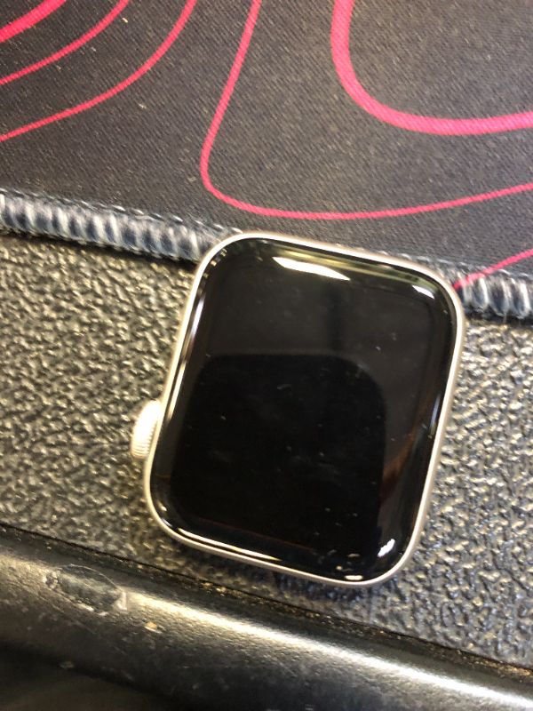 Photo 1 of Apple Watch SE (2nd Gen) (GPS, 40mm) - Starlight Aluminum Case with Starlight Sport Band, M/L (Renewed)