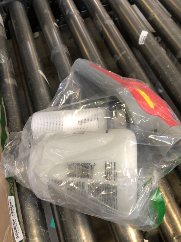 Photo 1 of Chapin International G6015 Wet/Dry Hose-End Sprayer, Translucent