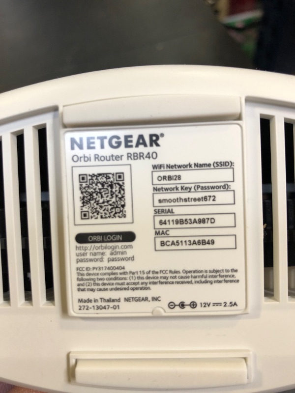 Photo 1 of Netgear Orbi RBR40 mesh WiFi Wireless Router