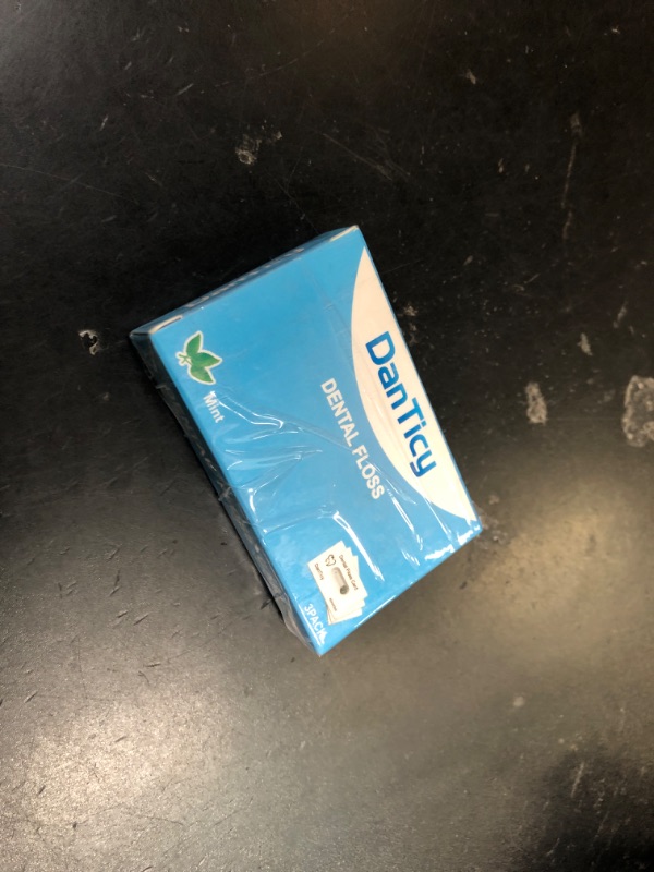 Photo 1 of Dental Floss Deep Clean Waxed Floss in a Credit Card with Mirror,Perfect for People with Tight & Small Gaps Between Teeth Slides Smoothly & Easily,PFAS Free | Mint Flavored,40m,3 Pack(About 131Yards)