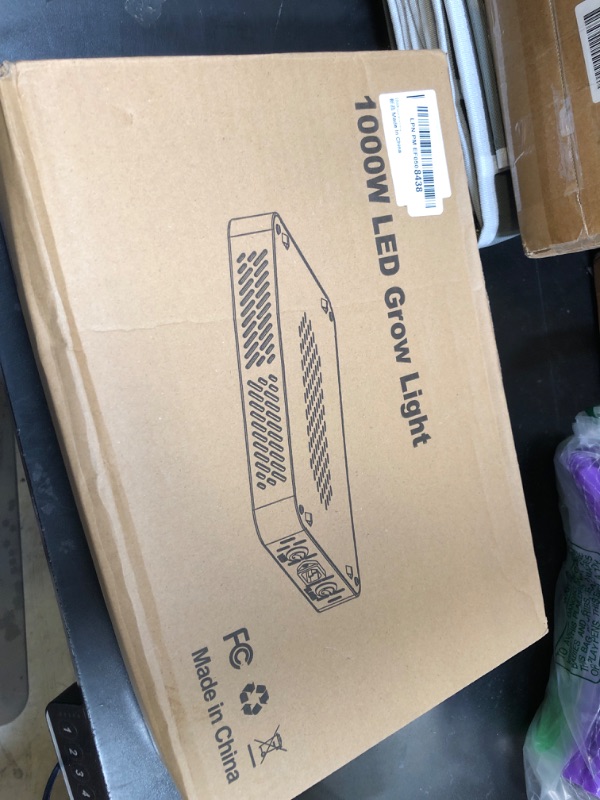 Photo 1 of TATU 1000w LED Grow Light for Indoor Plants, Full Spectrum Plant Light Growing Lamp for Hydroponic Indoor Plant Veg and Flower for Grow Tent (Actual Power 100W=1000W HPS)