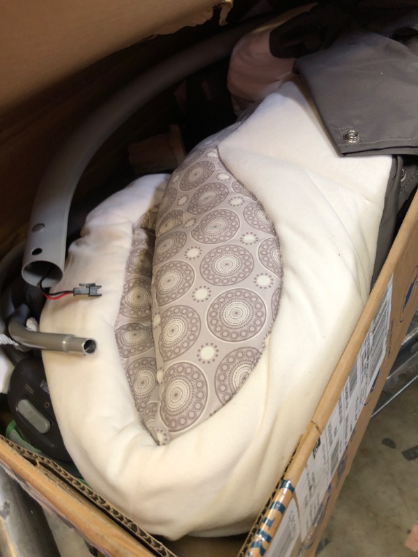 Photo 1 of Graco Simple Sway Swing
