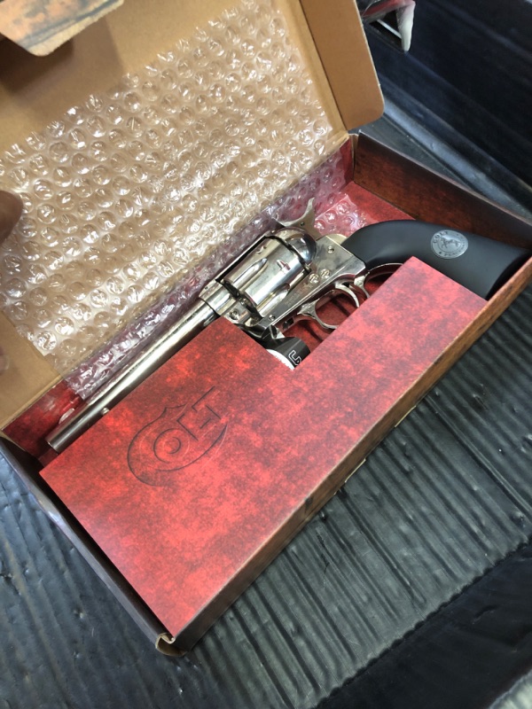 Photo 1 of Umarex Colt Peacemaker Revolver Single Action Army Six-Shooter .177 Caliber Air Pistol, Pellet Gun, Black