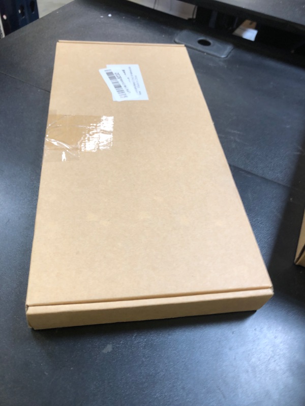 Photo 1 of AP12F3J Laptop Battery for Acer Aspire S7 S7-391 Ultrabook S7-391-53334G12aws S7-391-53314G25aws S7-391-73514G25aws S7-391-73534G25aws Series S7-392 S7-393 2ICP3/65/114-2 7.4V 4680mAh/35Wh