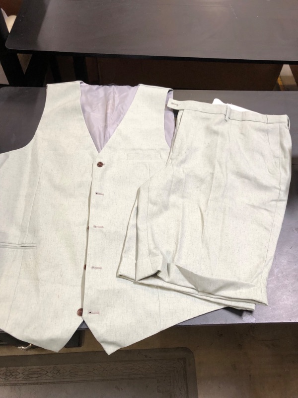 Photo 1 of Light Green Vest+Shorts 3XL