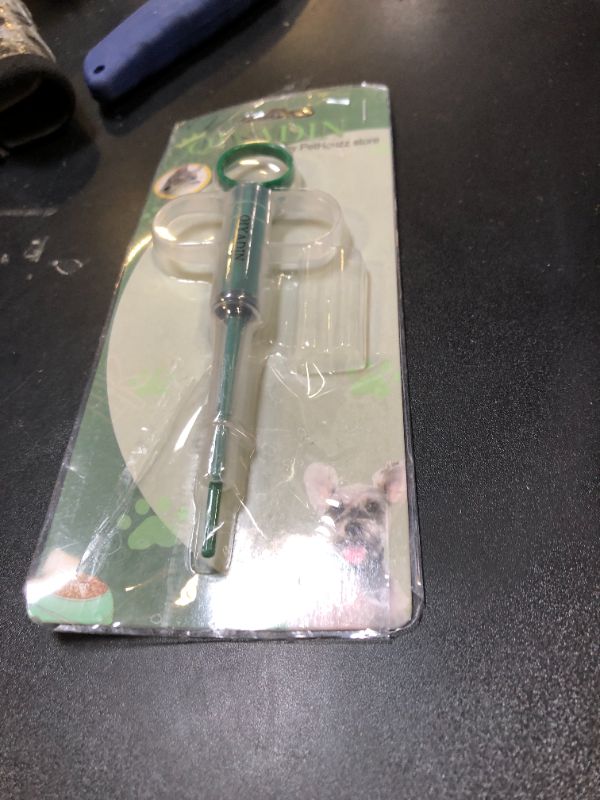 Photo 1 of QIYADIN Cat Pill Shooter Pet Piller Gun Dog Pill Shooter Cat Tablet Soft Tip Syringe Pet Medical Feeding Dispenser Tool for Small Animal