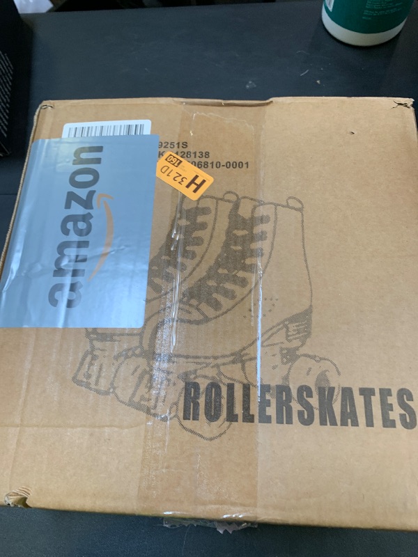 Photo 1 of jessie High-Top Roller Skates for Men Women Outdoor and Indoor Roller Skates for Beginner Classic Four-Wheel Roller Skate with Shoes Bag