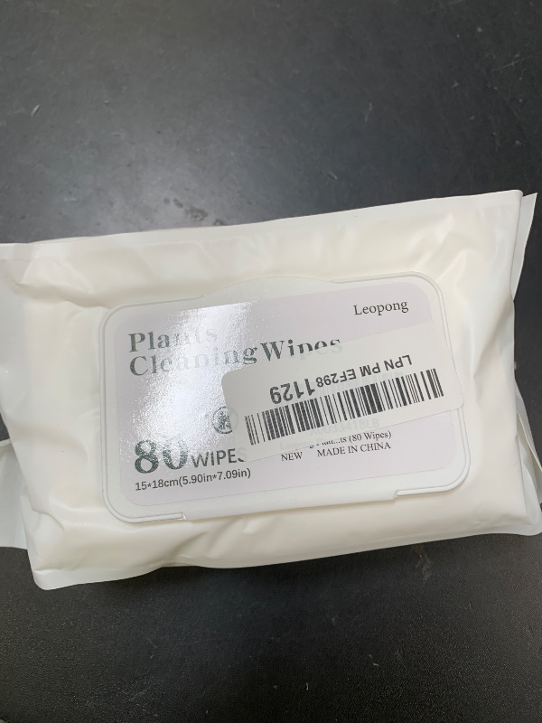 Photo 1 of Leopong Plants Cleaning Wipes for Leaf Shine, Clean and Photosynthesis, Leaf Cleaner for House Plants Outdoor Plants (80 Wipes)