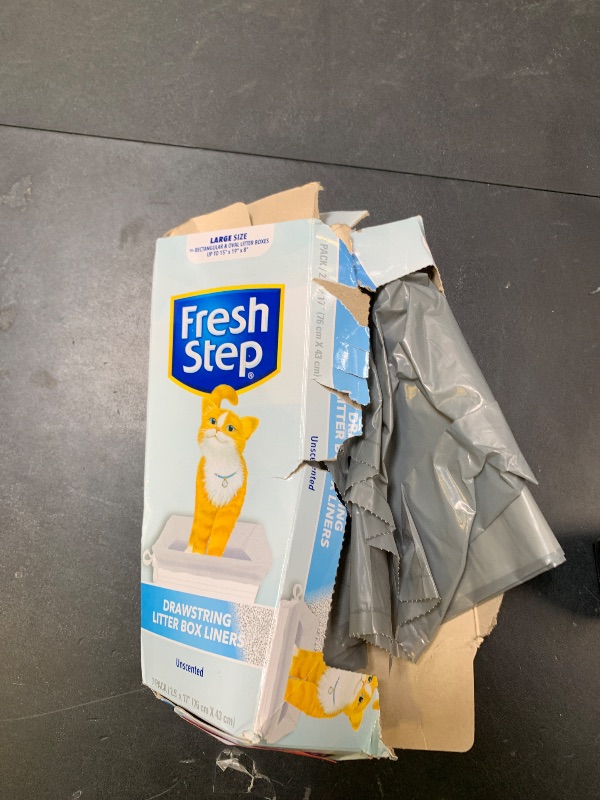 Photo 1 of Fresh Step Drawstring Cat Litter Box Liners, Unscented, Size Large, 30" x 17" - 7 Count | Kitty Litter Bags, Cat Litter Liners for All Cats to Keep Your Home Clean
