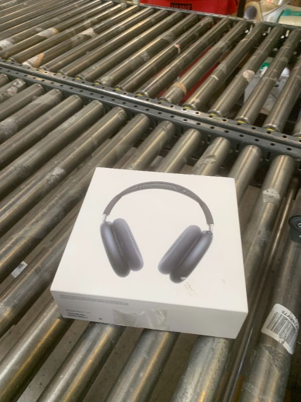 Photo 1 of ACCOUNT LOCKED!!!! Apple AirPods Max Wireless Over-Ear Headphones, Pro-Level Active Noise Cancellation, Transparency Mode, Personalized Spatial Audio, USB-C Charging, Bluetooth Headphones for iPhone - Midnight