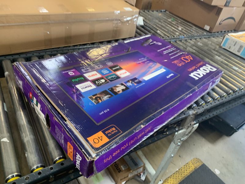 Photo 1 of Roku Smart TV 2025 – 40-Inch Select Series, 1080p Full HD TV – RokuTV with Voice Remote – Flat Screen LED Television with Wi-Fi for Streaming Live Local News, Sports, Family Entertainment