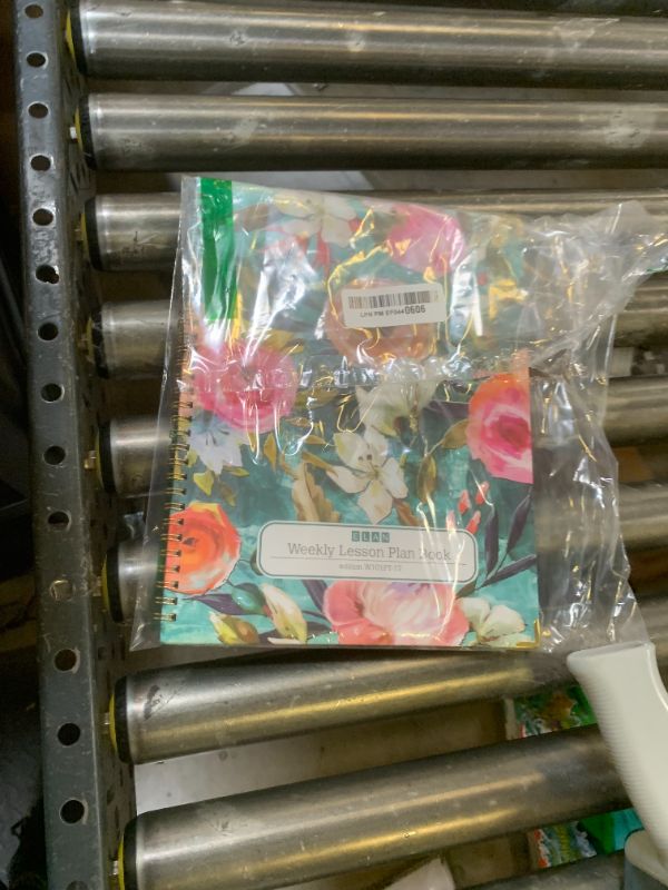 Photo 1 of Elan Publishing Company HARDCOVER 7 Period Teacher Lesson Planner - Days Horizontally Across The Top with Bonus Clip-in Bookmark (Teal Floral)